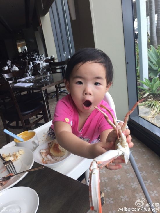 黄奕和女儿黄奕与女儿，母爱的光辉与成长的足迹