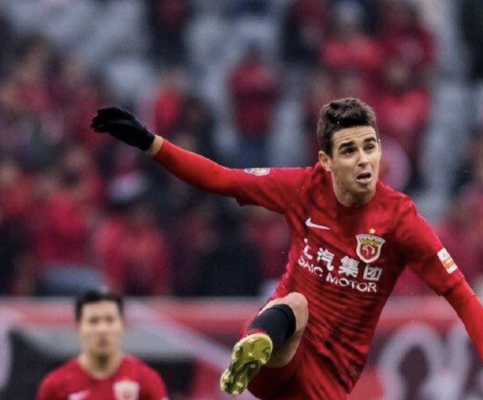 2-1！上海德比海港险胜申花2-1！海港险胜申花，上海德比背后的故事